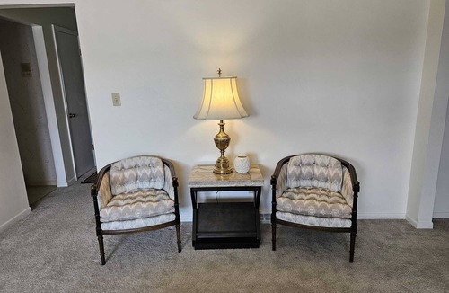 Williamsville Apartment | Charming 2-bedroom apartment with WiFi, AC in beautiful Amherst