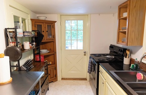 Conesus House | Charming 2-bedroom house with a Hot Tub in the Western Finger Lakes