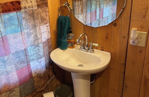 Marienville House | Charming 2-BR house in Marienville with AC. Close to ATV trails. Two fire pits.