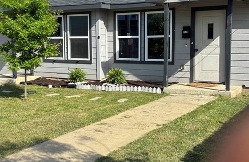 South Dallas - Fair Park House | Charming 3 bedroom 2 bath Stay Near FairPark Dallas
