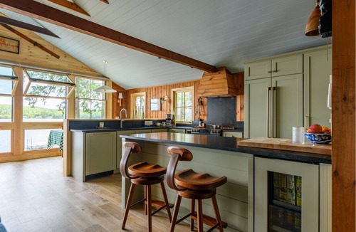 Naples Cabin | Charming 3-bedroom cabin with private sandy beach and dock