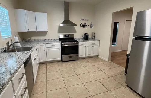 Dewey House | Charming 3-bedroom Family friendly house in pleasant Dewey, OK.