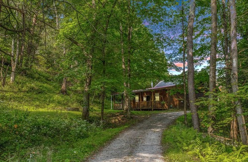Fishs Eddy House | Charming 3-bedroom house with AC and WiFi in serene Fishs Eddy