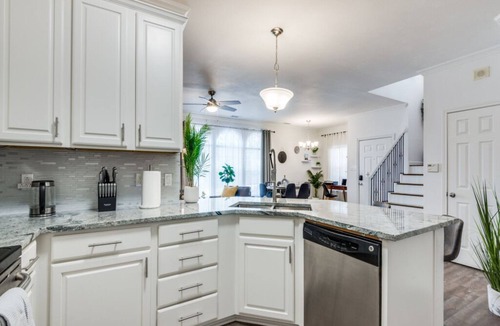 Frisco House | Charming 3-bedroom townhome with WiFi,AC in fabulous Frisco. Home away from home
