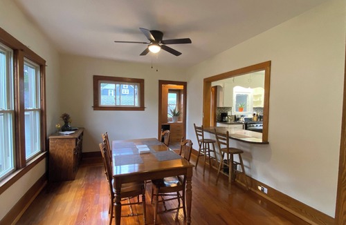 Warren House | Charming 3-Bedroom Vacation Retreat Near Historical Downtown & Nature Escapes