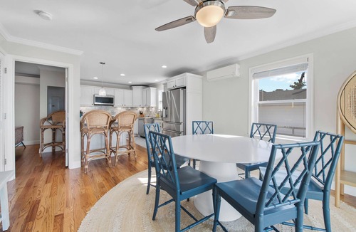Biddeford Pool House | Charming 4-bedroom cape on Hills Beach Road
