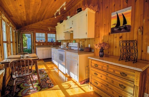 Sebascodegan Island Cabin | Charming Bayview Cottage with Deck, Firepit, Garden - 200