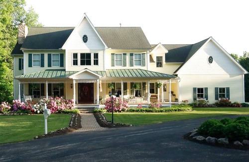 McKean Bed & Breakfast | Charming Bnb on a private Estate! Room #1