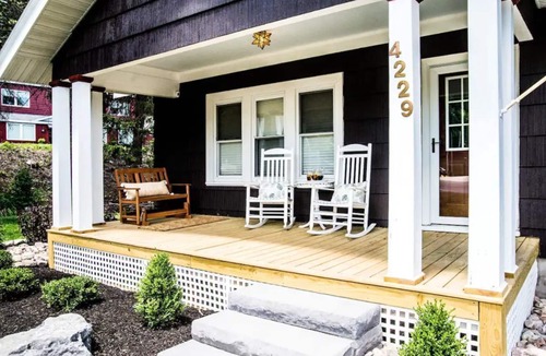 Syracuse House | Charming Bungalow with Porch, Yard and Fireplace