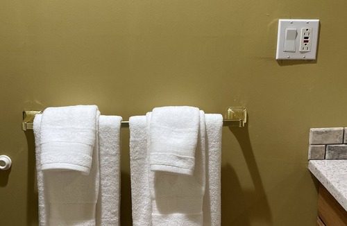 Canton Apartment | ✅Charming Canton Studio / Guesthouse with private entrance