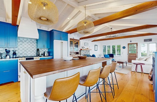 East Boothbay Cottage | Charming Cottage: Deepwater Dock, Panoramic Linekin Bay Views, Near Village