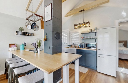 Camden Cabin | Charming cottage with a spacious deck overlooking the Megunticook River