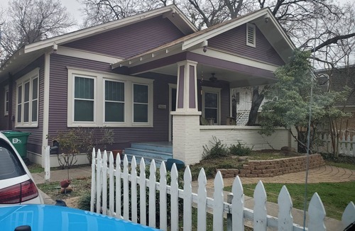 Denton House | Charming Downtown Denton 4 bed/2 bath home that sleeps 8