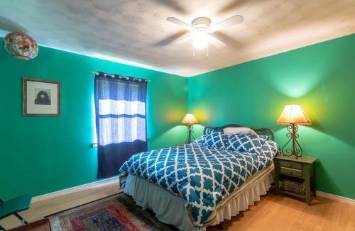 White Rock Hills House | Charming East Dallas Home