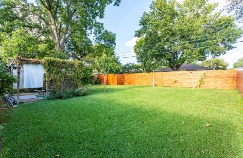 White Rock Hills House | Charming East Dallas Home