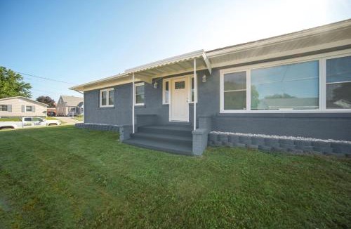 Erie House | Charming Erie Home ~ 2 Mi to Downtown Delights!