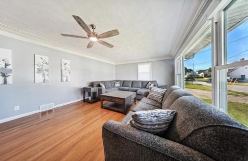 Erie House | Charming Erie Home ~ 2 Mi to Downtown Delights!