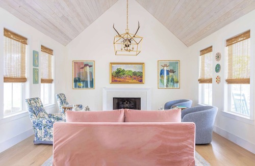 Round Top House | Charming Escape | Iris | 5 Mins to Round Top