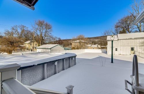 Dansville House | Charming Family Home w/Seasonal Pool in Dansville
