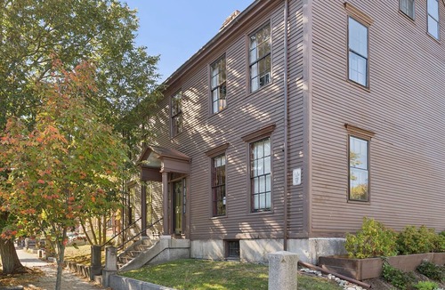 West End House | Charming Historic Estate | Perfect for Wedding Headquarters, Groups & Events