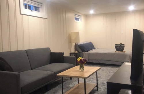Portland House | Charming Home minutes to Old Port & Thompson Point