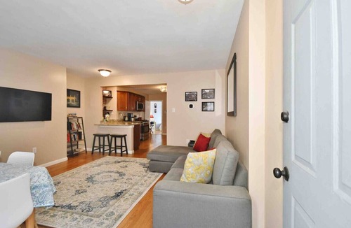 South Side Flats Villa | Charming Home Vibrant Neighborhood
