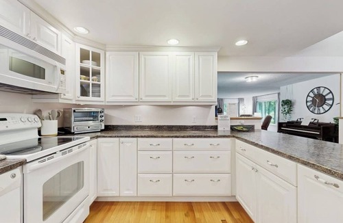 Bridgton House | Charming lakeside home near skiing w/shared pool, tennis courts, & washer/dryer