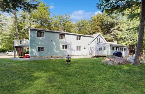 Bridgton House | Charming lakeside home near skiing w/shared pool, tennis courts, & washer/dryer