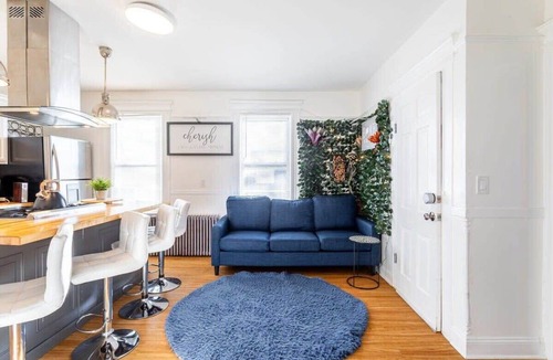 West End - West Side Apartment | Charming &Spacious 3BD, 1BA, Fam-Friendly-Yard&Porch