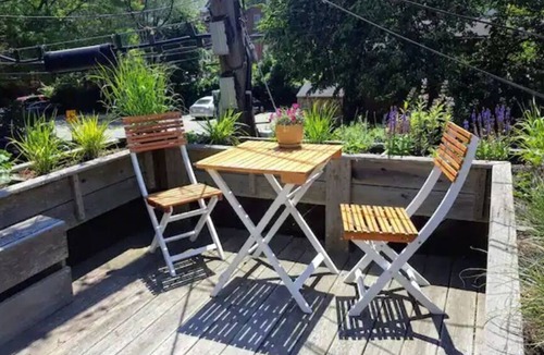 West End Apartment | Charming West End Hideaway. Private Parking