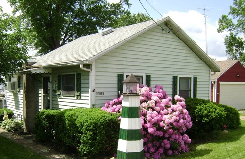Bemus Point Cottage | Chautauqua Lakefront Cottage with Boat Dock