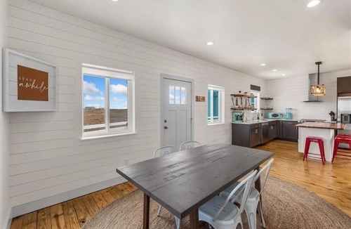 Port Aransas House | Cheerful 4 Bedroom home with beach views!