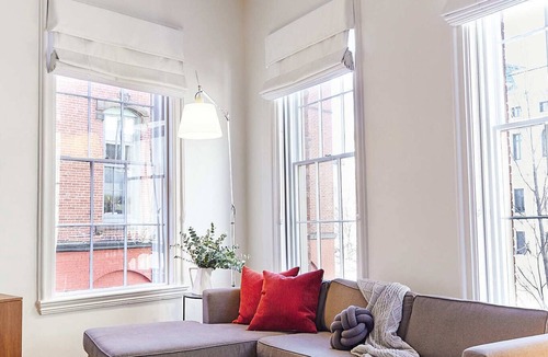 Old Port Apartment | Chef's Dream Kitchen in Downtown 2 Bedroom Loft