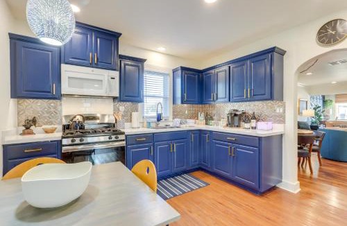 Joplin House | Chic Joplin Cottage w/Patio < 3 Mi to Town!