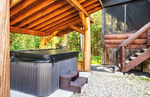Saint-Mathieu-du-Parc Cabin | Chicshack
