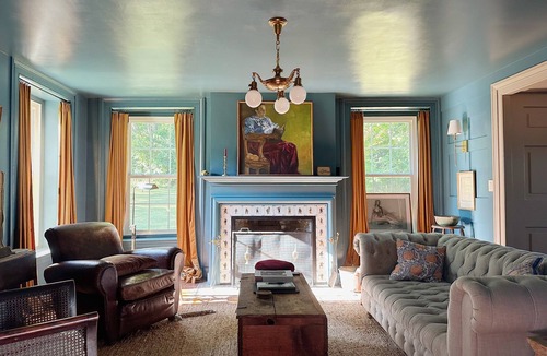 Coxsackie House | Circa 1781 Hudson Valley Retreat with Amenities