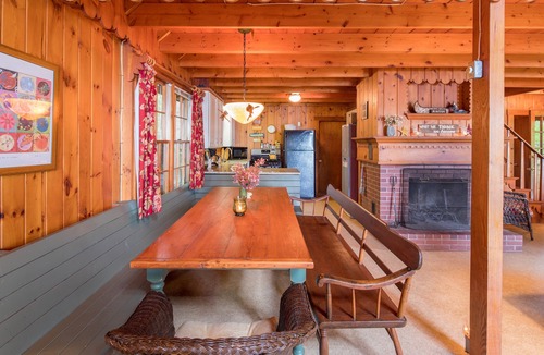 Rome Cabin | Classic and adorable Maine camp on North Pond in the Belgrade Lakes