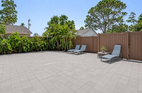 Park East House | Coastal 2BR Retreat Near Beach & Downtown