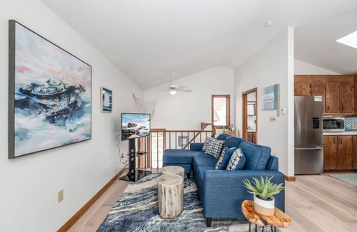 Scarborough House | Coastal Beach House Near Pine Point w/Fire Pit