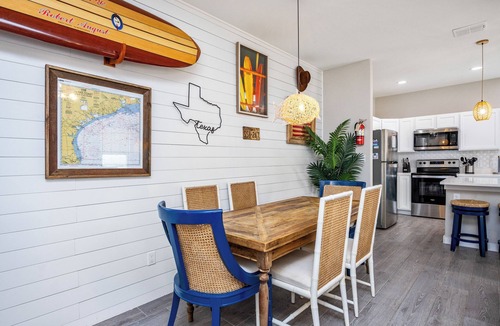 Corpus Christi House | Coastal Family Escape | Shuffleboard, Heated Pools & Beach Nearby
