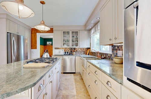 East Sullivan House | Coastal Serenity Retreat with Ocean Views, Spacious Porch and Modern Comforts