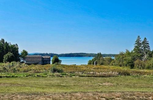 East Sullivan House | Coastal Serenity Retreat with Ocean Views, Spacious Porch and Modern Comforts