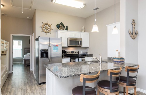 Corpus Christi House | Coastal Vibe Retreat | 2 Heated Pools & Walk to Beach