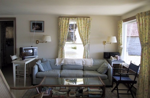 Capitol Island Cottage | Colburn Cottage - Downstairs - Waterfront + Beach!