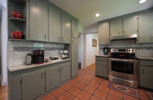 Kenilworth House | Come see us! Nana’s Place is minutes from everything AVL!