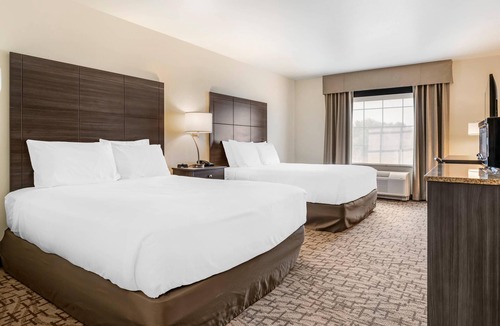 Medina Hotel | Comfort Inn & Suites Medina NY near Erie Canal