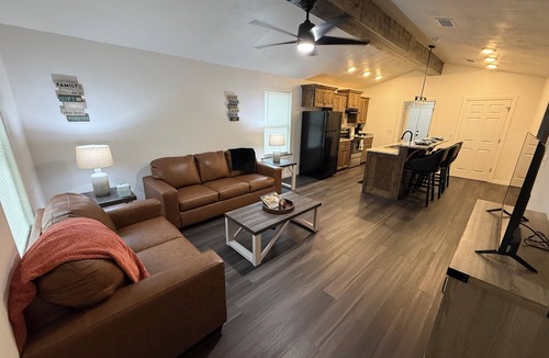 Broken Bow House | Comfort meet’s Peace & Quiet. Retreat Near Broken Bow.