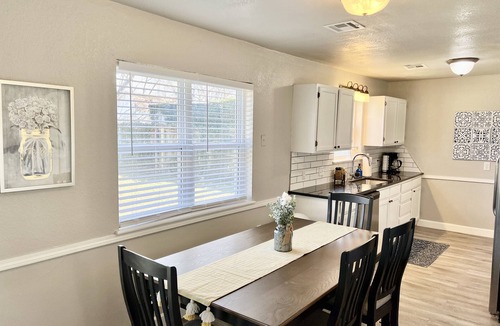 Broken Arrow House | Comfortable 3-bedroom BA home with large backyard