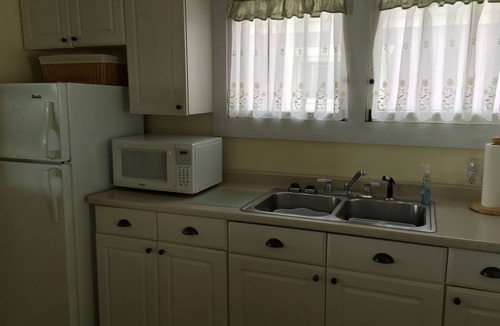 Greenhurst Cottage | Comfortable, 3 Bedroom Waterfront Cottage on Chautauqua Lake