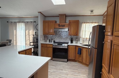 Socorro House | Comfortable and Spacious Stay for Families.